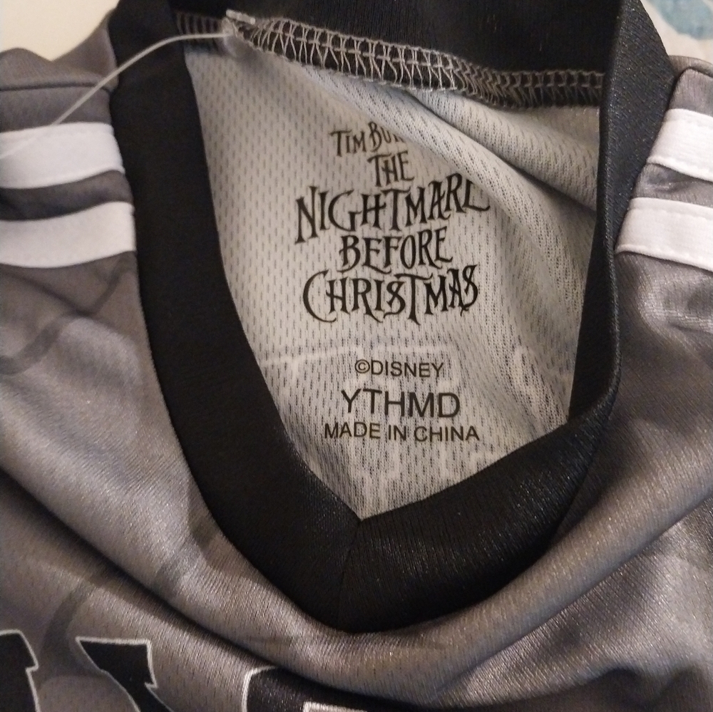 BOX LUNCH Gray Nightmare Before Christmas Jersey 💥 - Picture 5 of 7